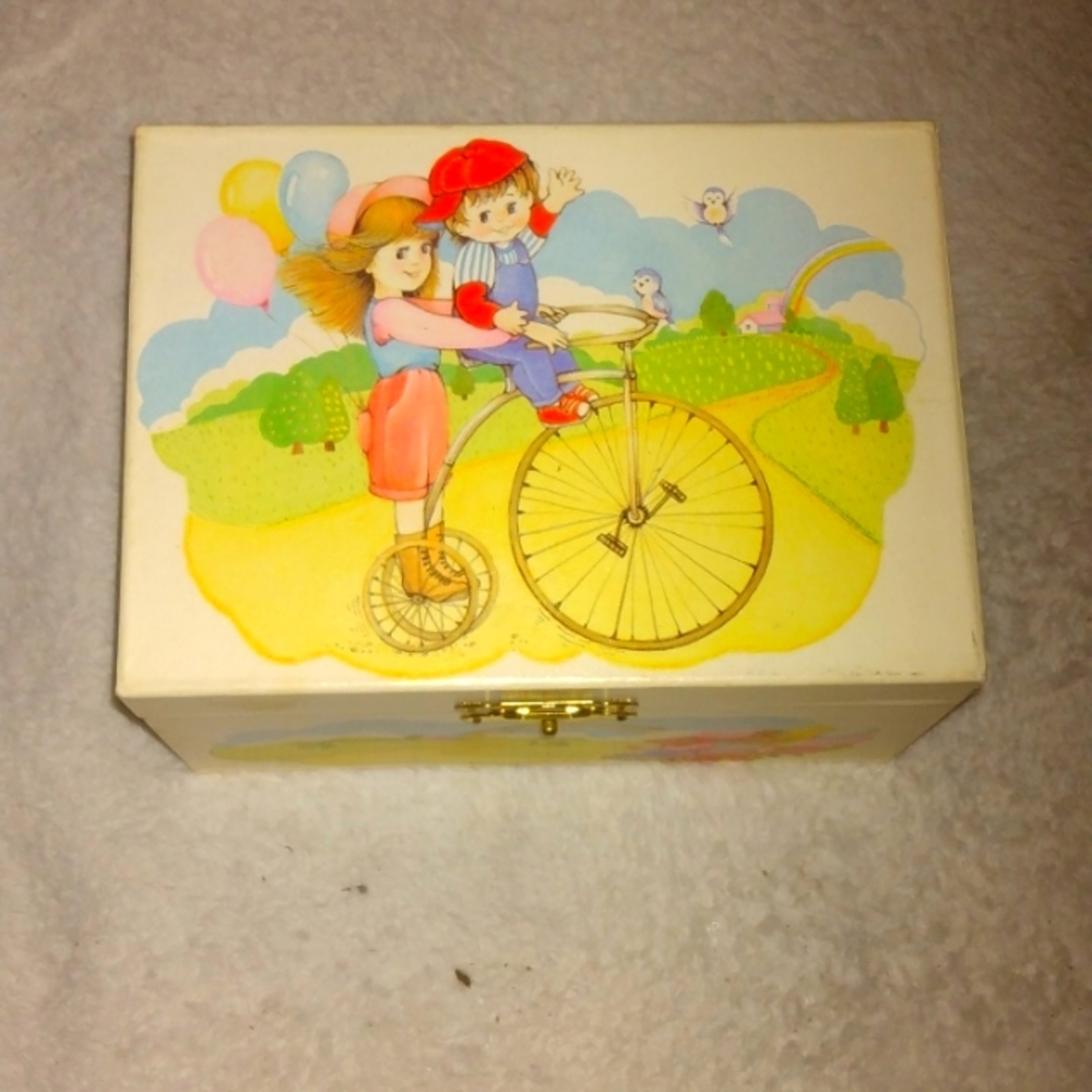 little girls jewlery music box